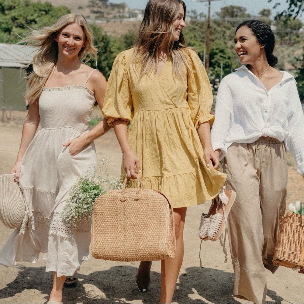 •NWOT Carly Jean Los Angeles FERN Dress. - Picture 3 of 12